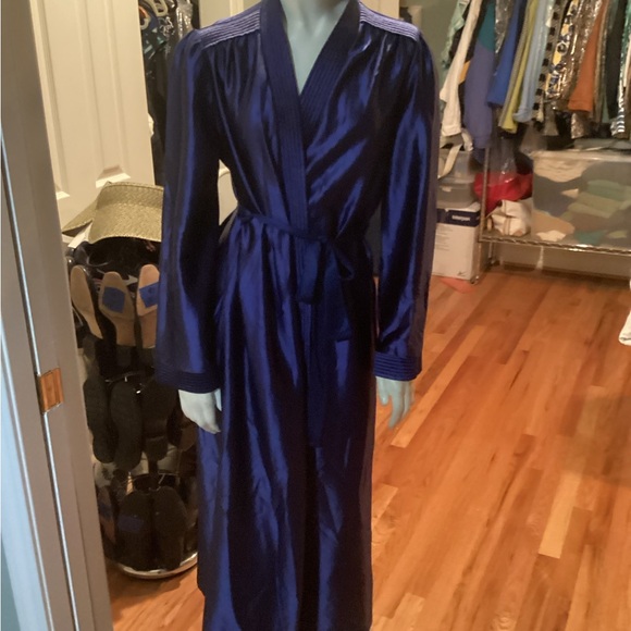 Navy Blue Robe - Picture 9 of 12